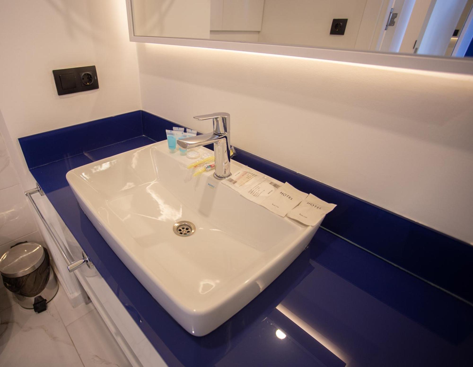 Batumi Concept Hotel Buitenkant foto